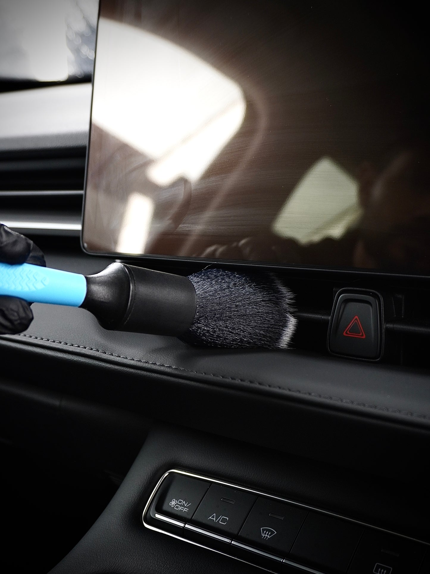 UltraDry® Premium Detailing Brushes Pack of 2