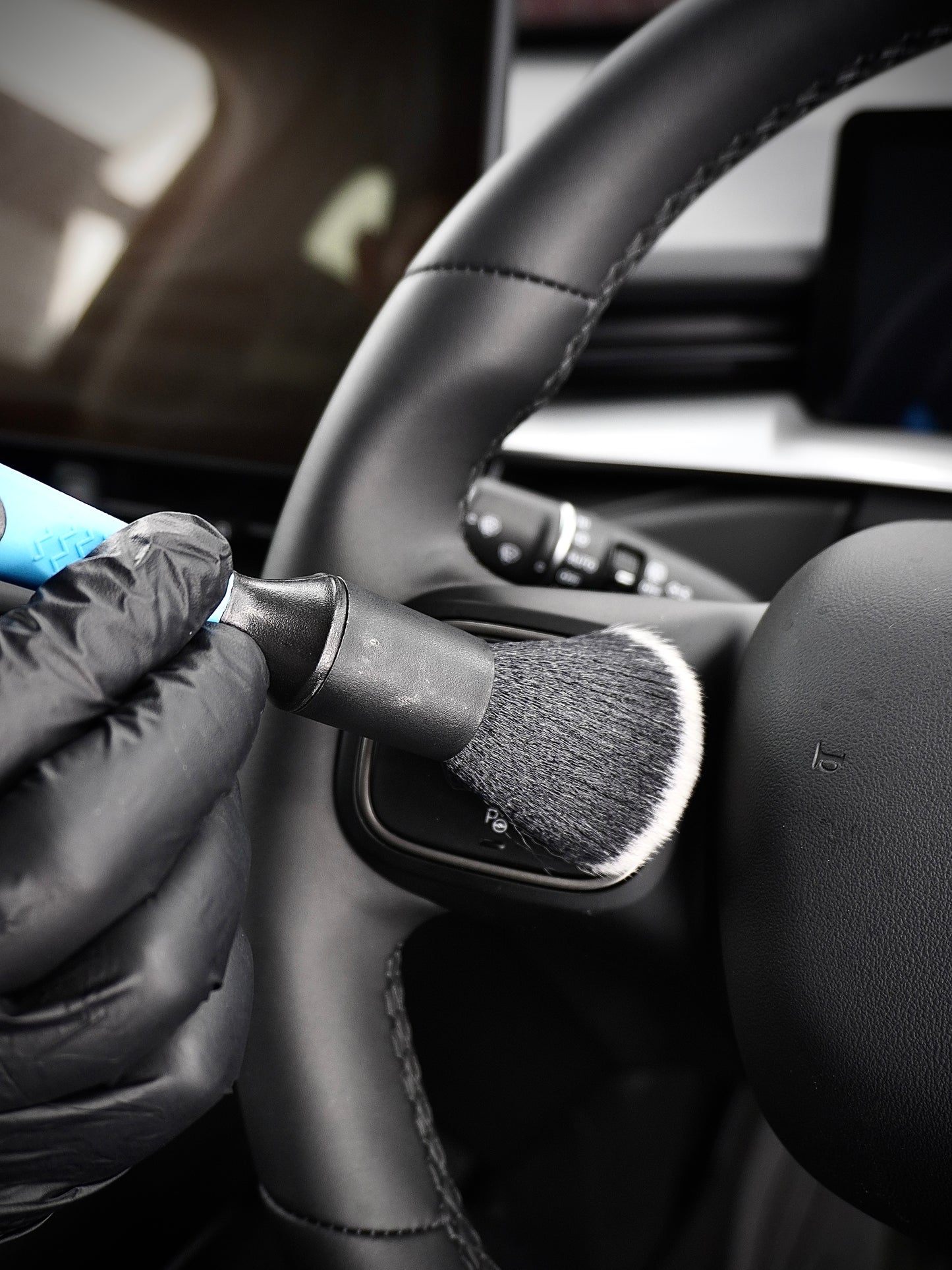 UltraDry® Premium Detailing Brushes Pack of 2